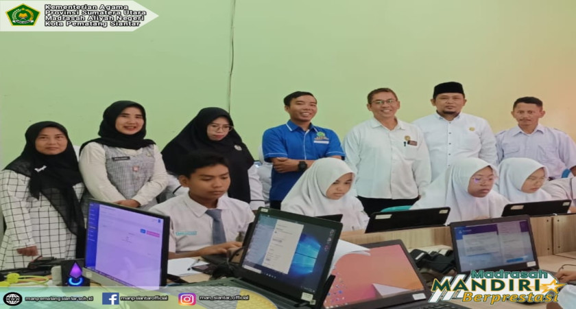 Tim Monitoring Kasi Penmad Kemenag Kota Pematang Siantar Pantau ANBK di MAN Kota Pematang Siantar